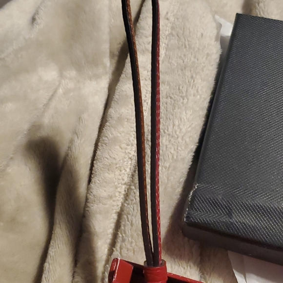 Host pick firm Coach and Disney collaboration wristlet red new boxed free gift - Picture 3 of 11